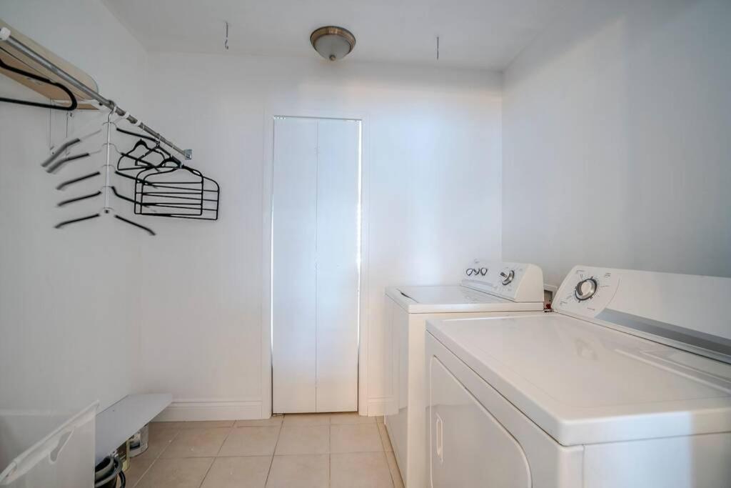 881 L'Appartement Familial Квебек Экстерьер фото